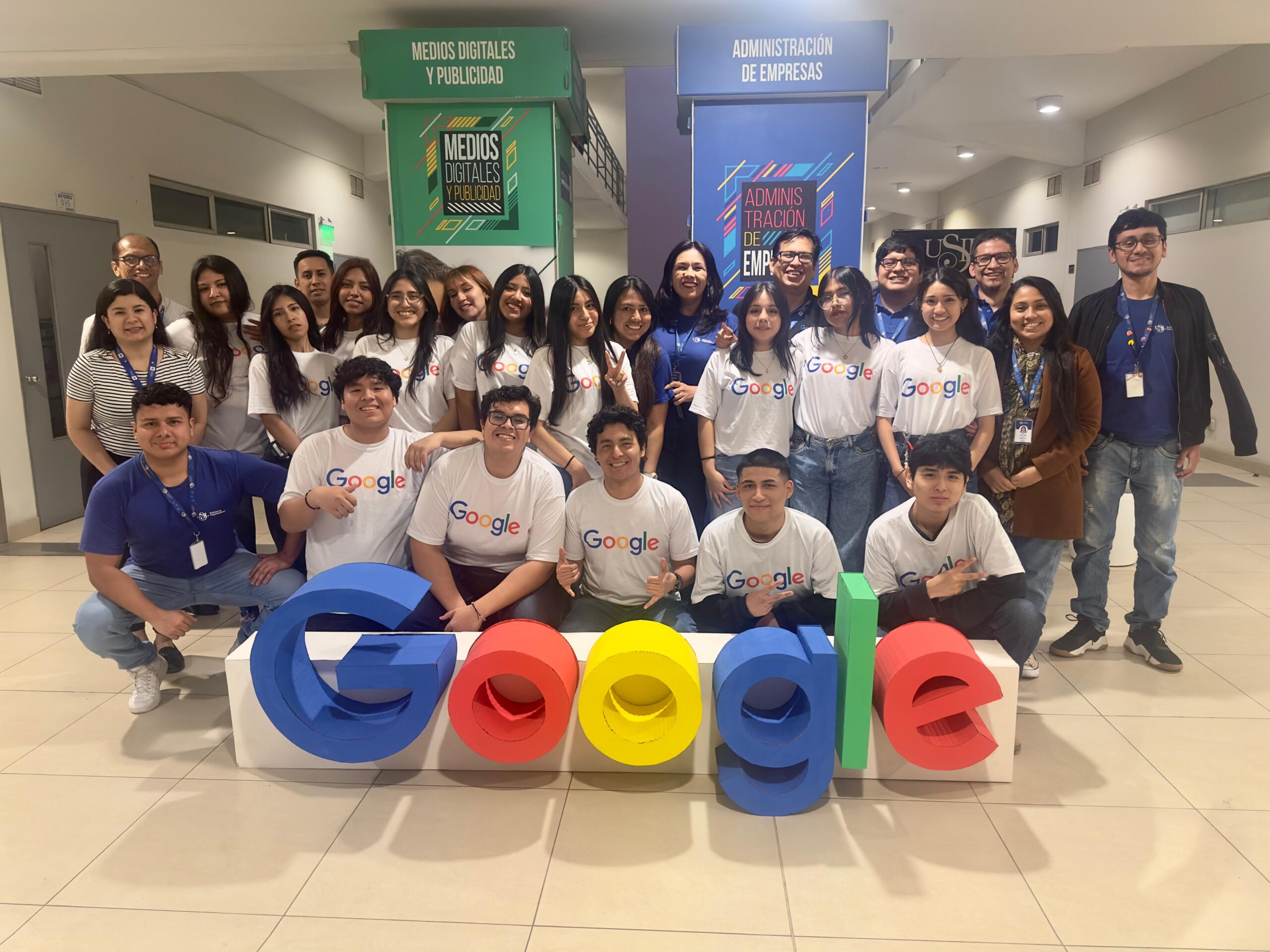 Google Day en el Instituto de Emprendedores USIL: Una Jornada de Aprendizaje, Conexiones e Inspiración